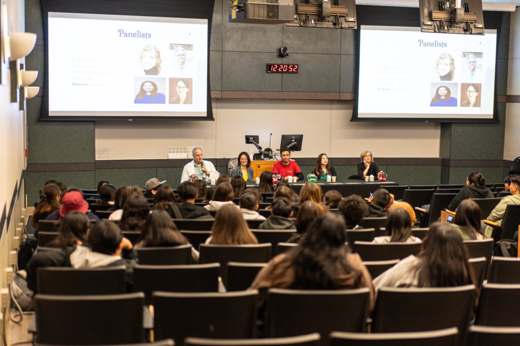 The event kicked off with an interprofessional health panel, featuring faculty in the fields of pharmacy, medicine, dentistry, occupational therapy and occupational science. (Photo by David Zong/USC Mann)