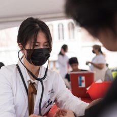 Kerry Zhu, a first-year PharmD student at USC Mann School, was one of the 42 students who provided health screening and consultations to health fair participants at the L.A. Times Festival of Books Sunday, April 23, 2023. (Photo by David Zong)